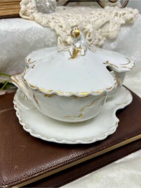 Antique Theodore Haviland Limoges France porcelain sauce tureen